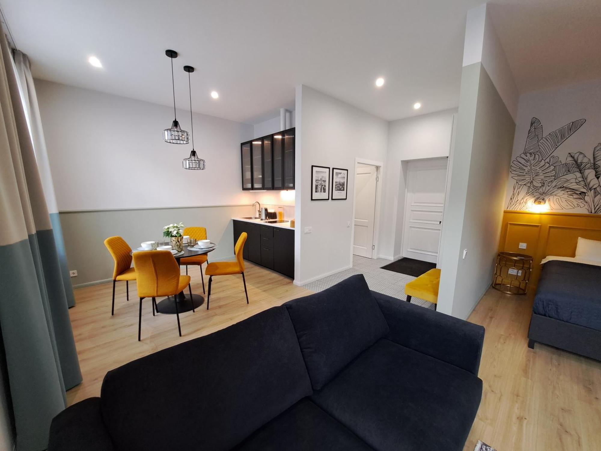 Golden Palms Apartment In The City Centre Riga Exterior photo